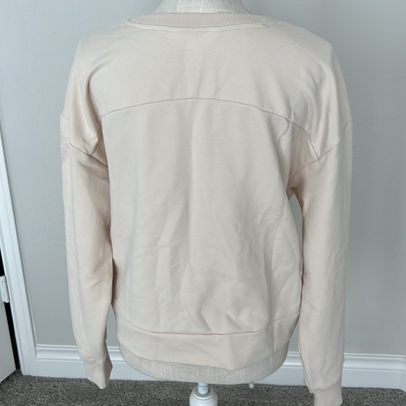 Athleta girls retroplush twist sweatshirt - Picture 4 of 7